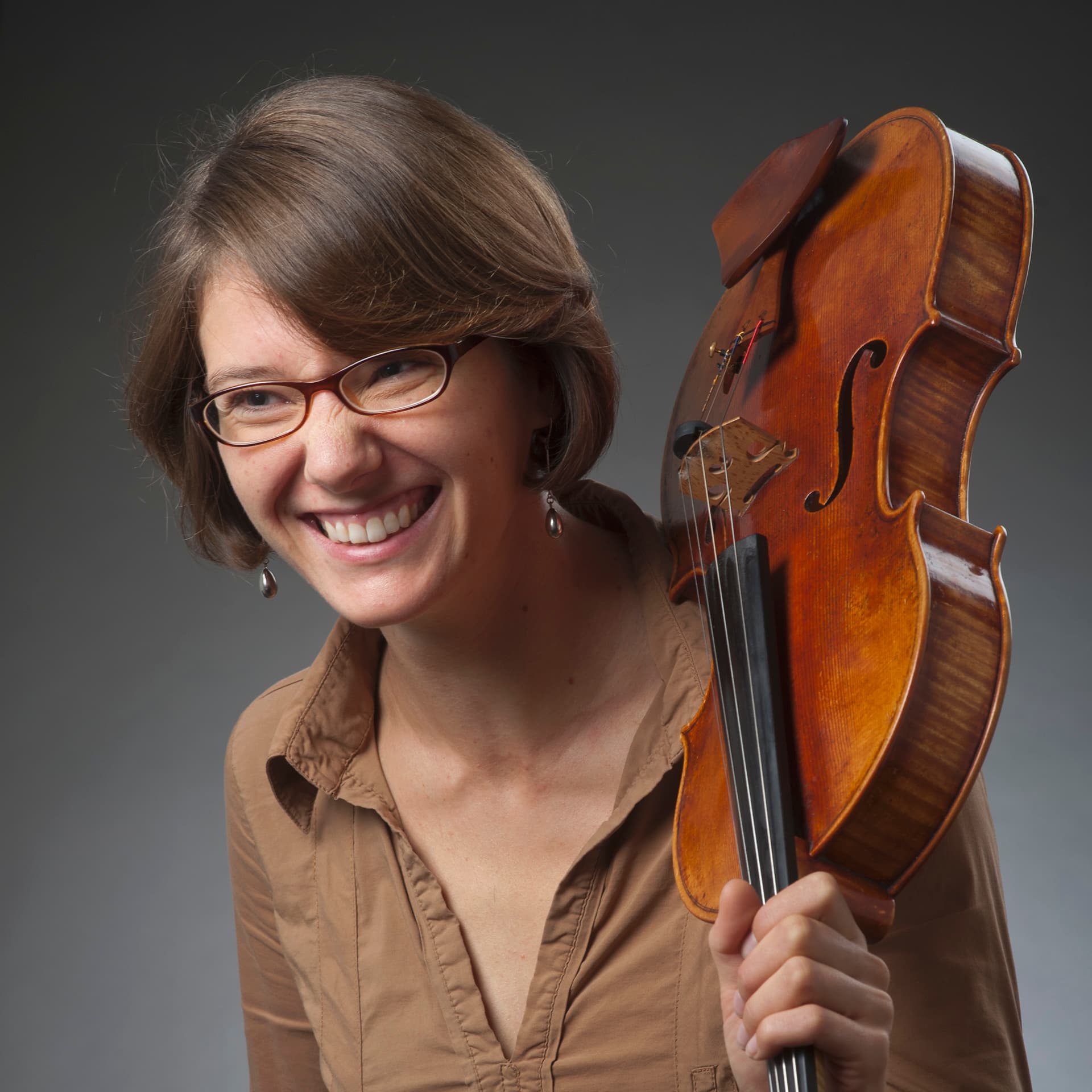 Alice Mura, Viola